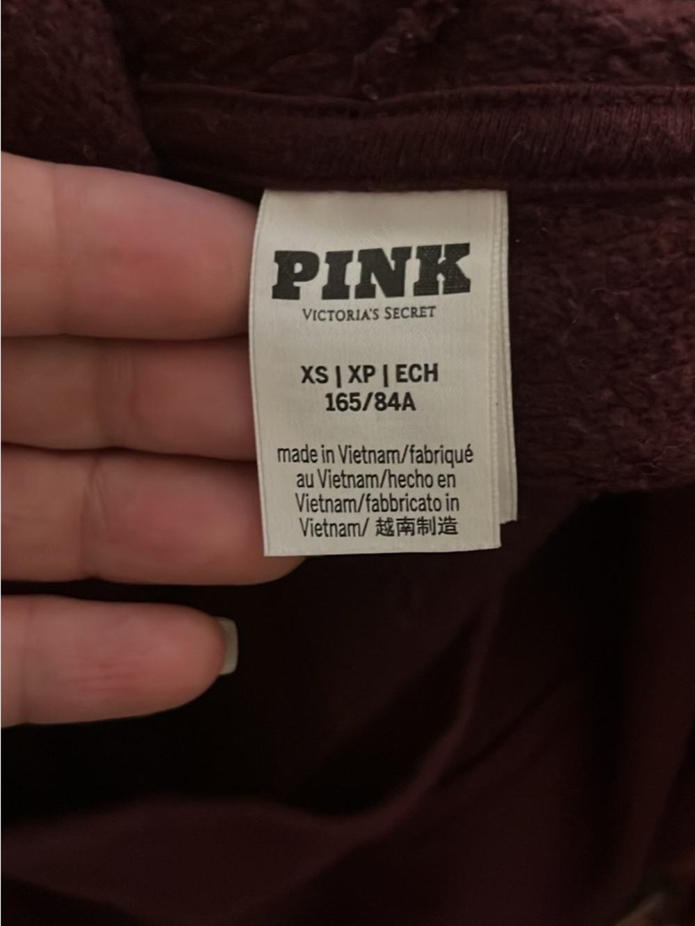 Subcategory classification based on label image